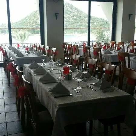 Resort Medis 3*